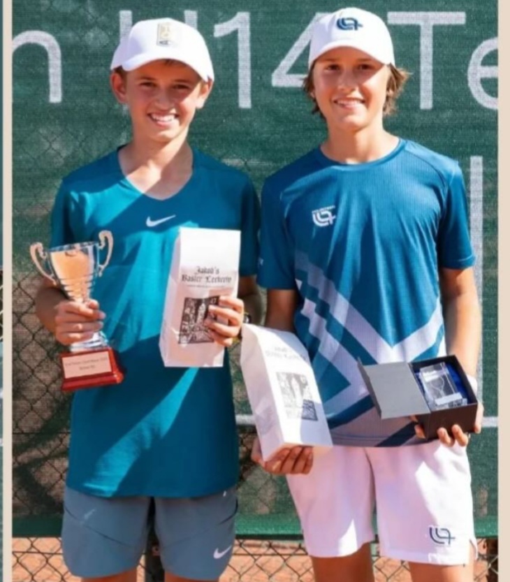 Erik na turnirju TE 14 na zmagovalni stopnički